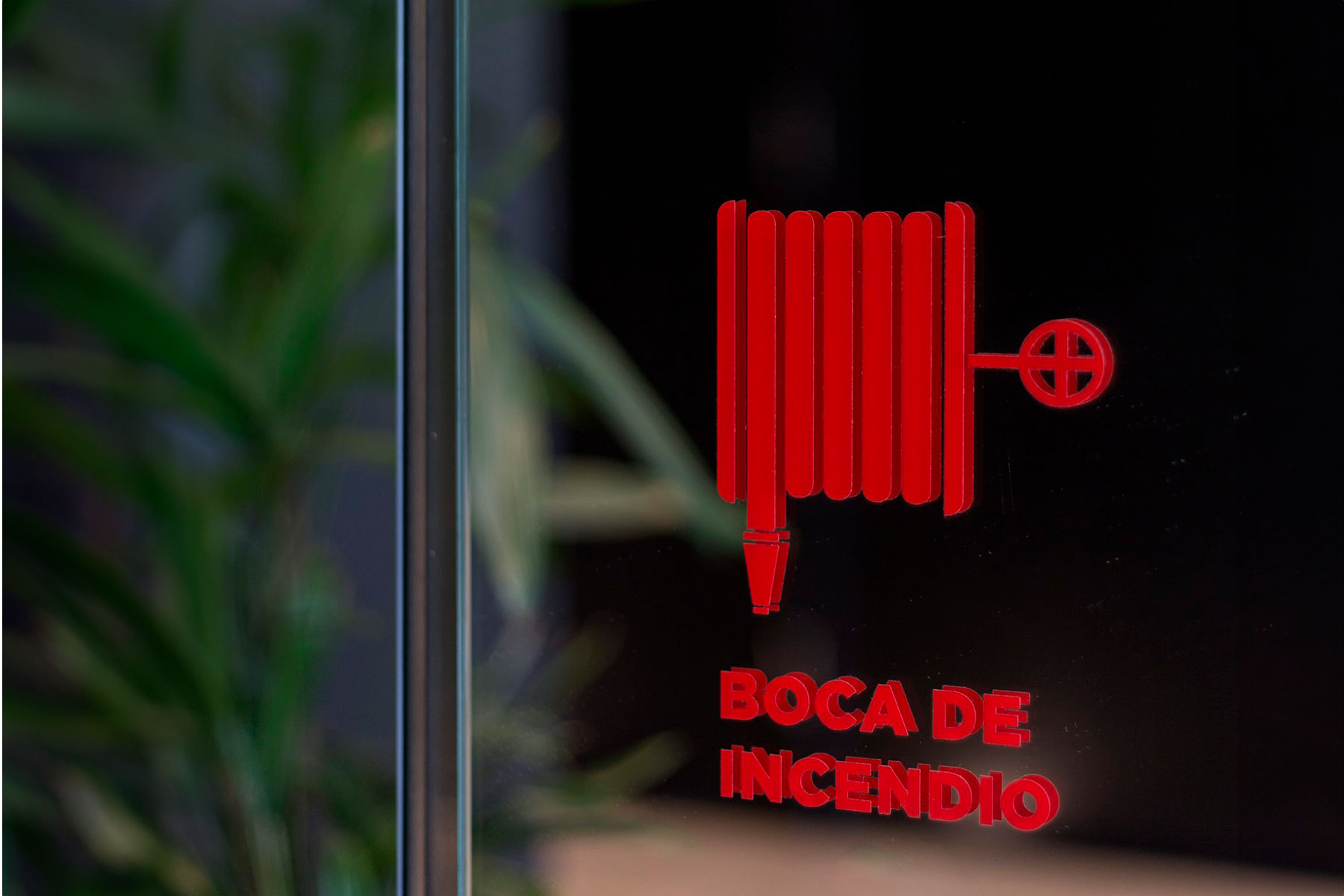 {$title|default:'Imagen derecha del módulo 6'} {$title|default:'Imagen derecha del módulo 6'}